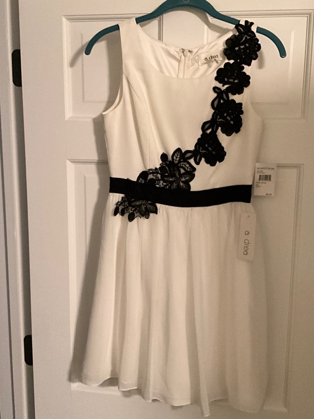 NEW WITH ORIGINAL TAGS!  a. drea sleeveless black and white formal mini size S